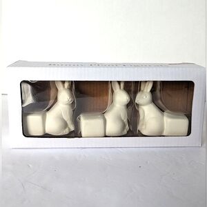 Target Bullseye Playground Bunny White Ceramic Flower Pot Holders
